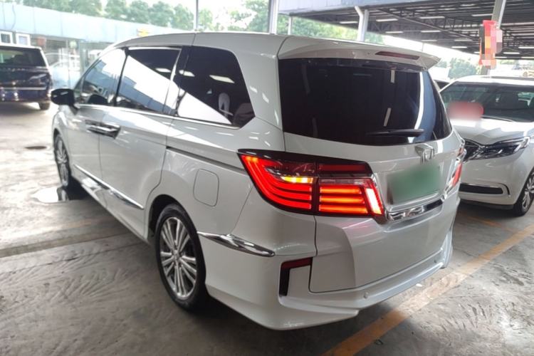 Used Honda Elysion 2016 2.4L Luxury Edition Rear Left 45 Deg