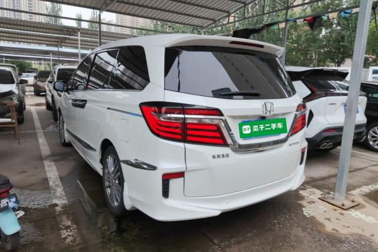 Used Honda Elysion 2016 2.4L Classic Edition Rear Left 45 Deg