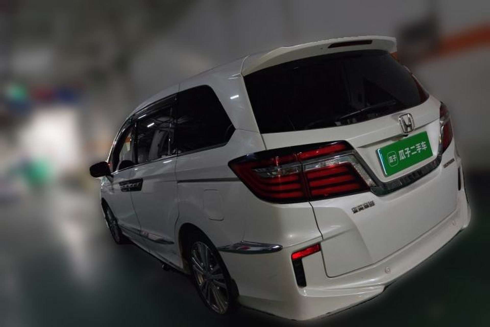 Used Honda Elysion 2016 2.4L Luxury Edition Rear Left 45 Deg