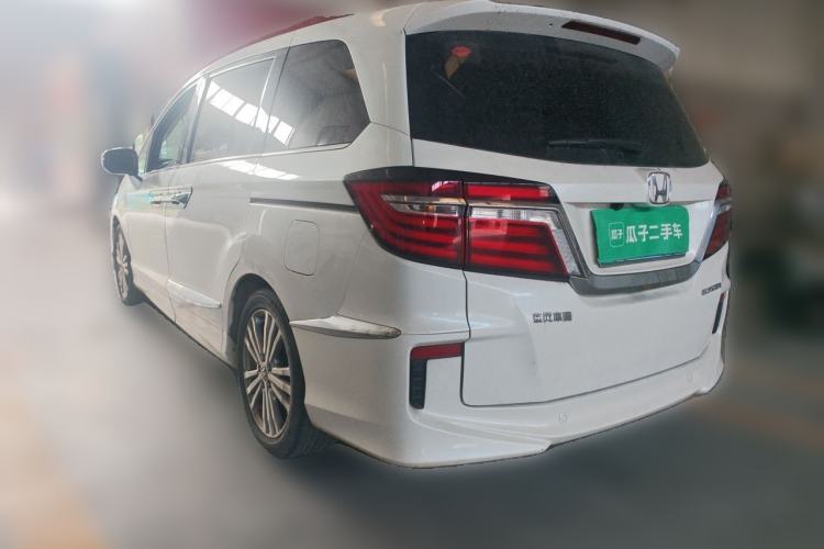 Used Honda Elysion 2016 2.4L Classic Edition Rear Left 45 Deg