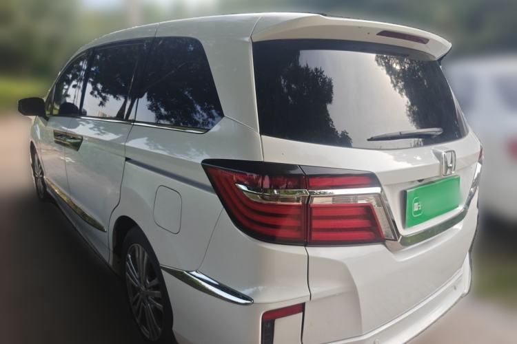 Used Honda Elysion 2016 2.4L Classic Edition Rear Left 45 Deg