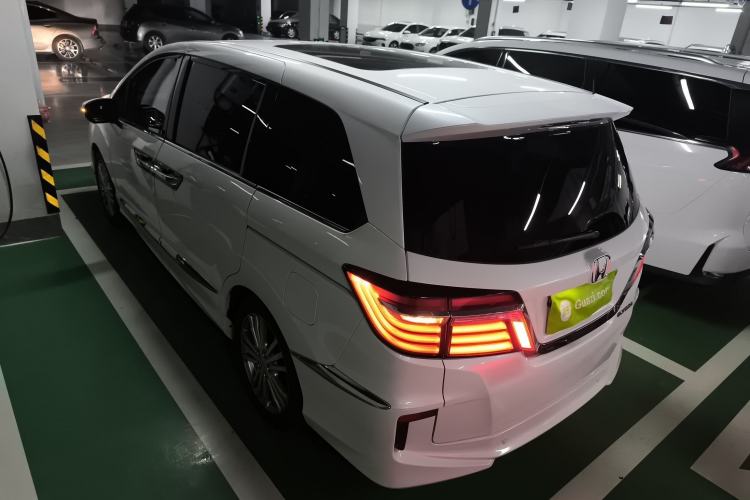 Used Honda Elysion 2016 2.4L Style Edition Rear Left 45 Deg
