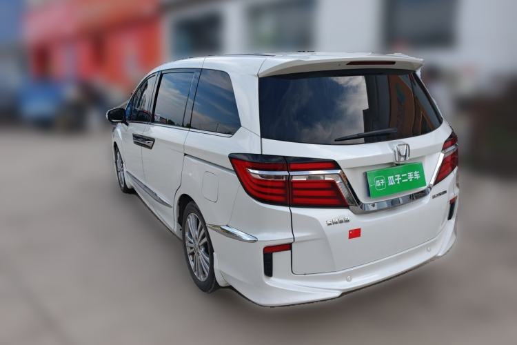 Used Honda Elysion 2016 2.4L Style Edition Rear Left 45 Deg