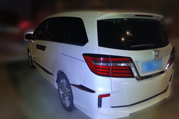 Used Honda Elysion 2016 2.4L Luxury Edition Rear Left 45 Deg