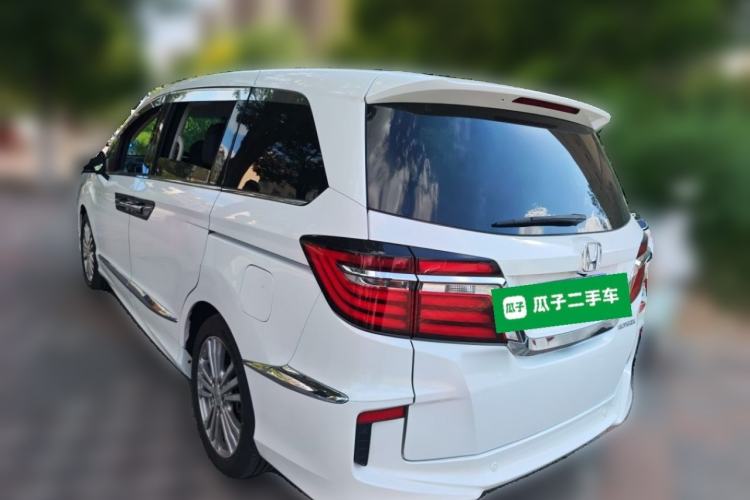 Used Honda Elysion 2016 2.4L Supreme Edition Rear Left 45 Deg