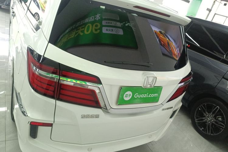 Used Honda Elysion 2016 2.4L Luxury Edition Rear
