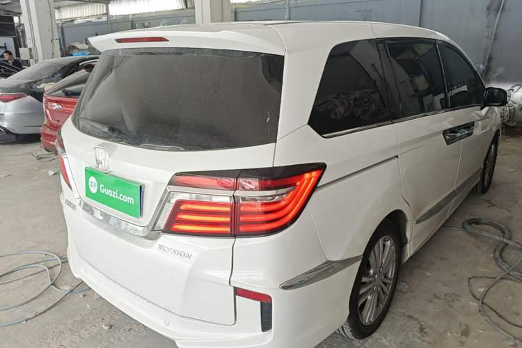 Used Honda Elysion 2016 2.4L Supreme Edition Rear Right 45 Deg