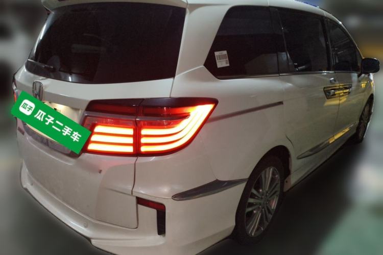 Used Honda Elysion 2016 2.4L Luxury Edition Rear Right 45 Deg