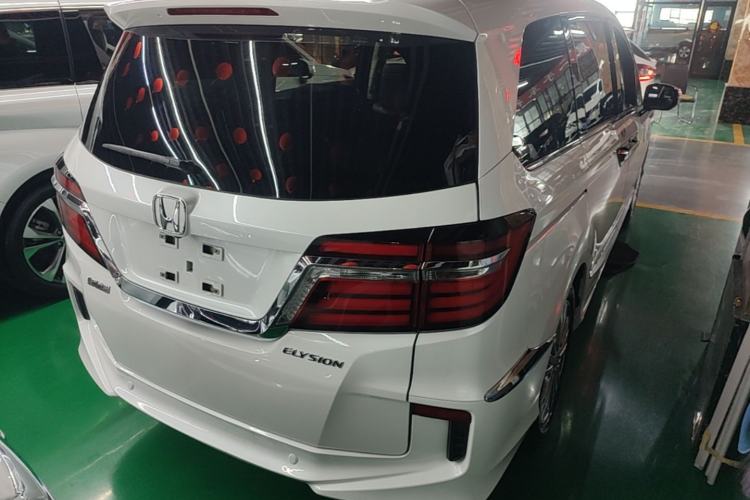 Used Honda Elysion 2016 2.4L Luxury Edition Rear Right 45 Deg