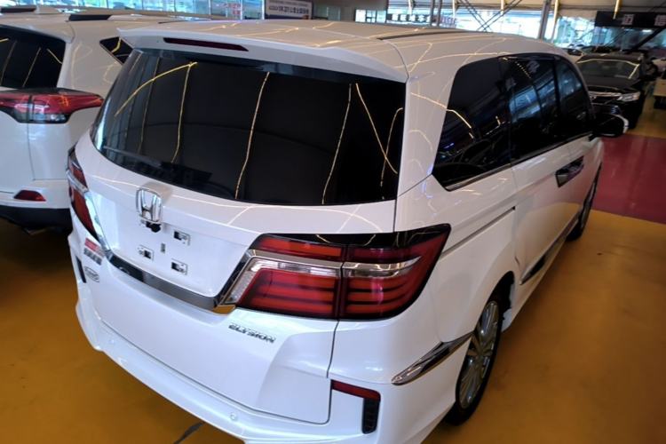 Used Honda Elysion 2016 2.4L Style Edition Rear Right 45 Deg