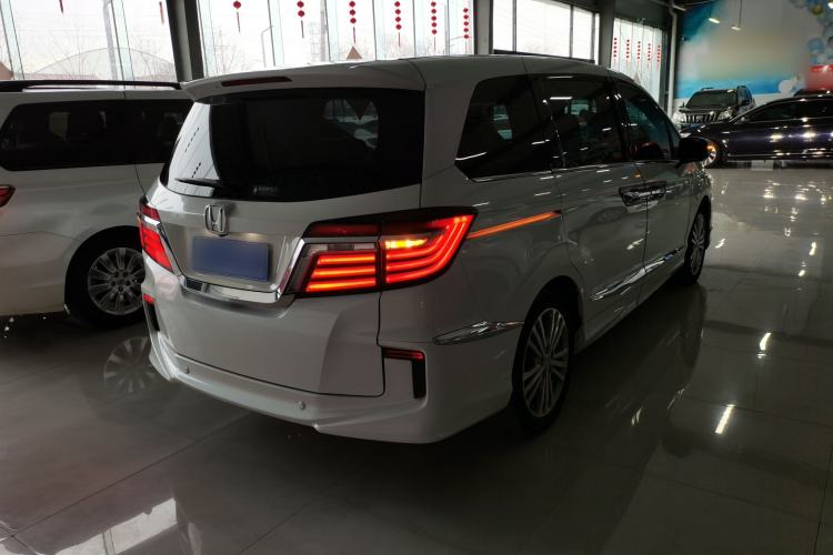Used Honda Elysion 2016 2.4L Supreme Edition Rear Right 45 Deg