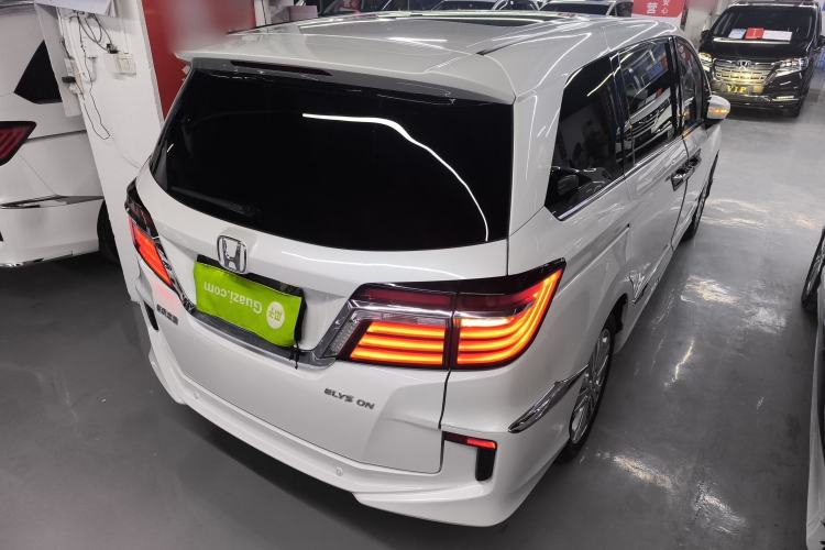 Used Honda Elysion 2016 2.4L Luxury Edition Rear Right 45 Deg