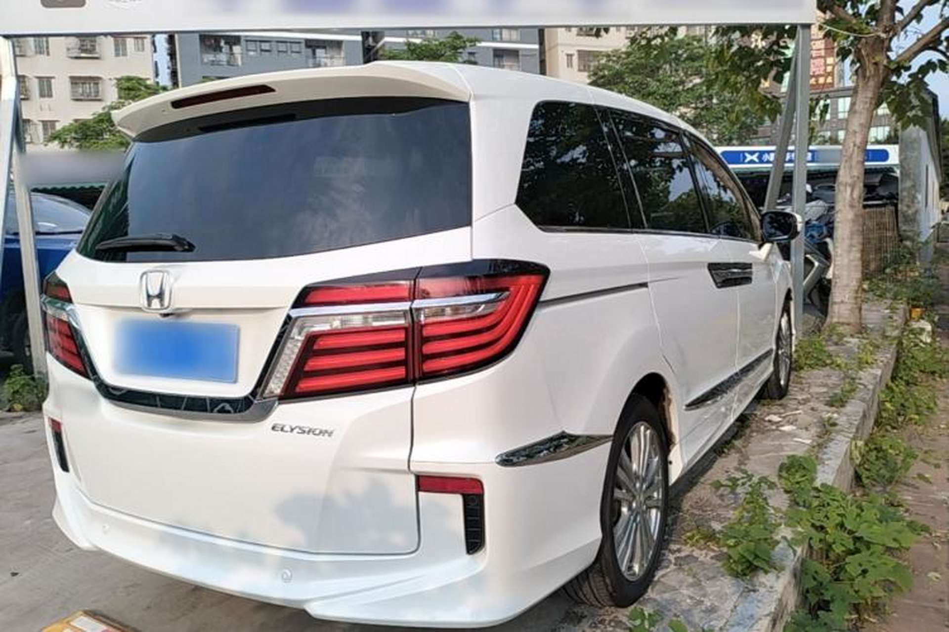 Used Honda Elysion 2016 2.4L Supreme Edition Rear Right 45 Deg
