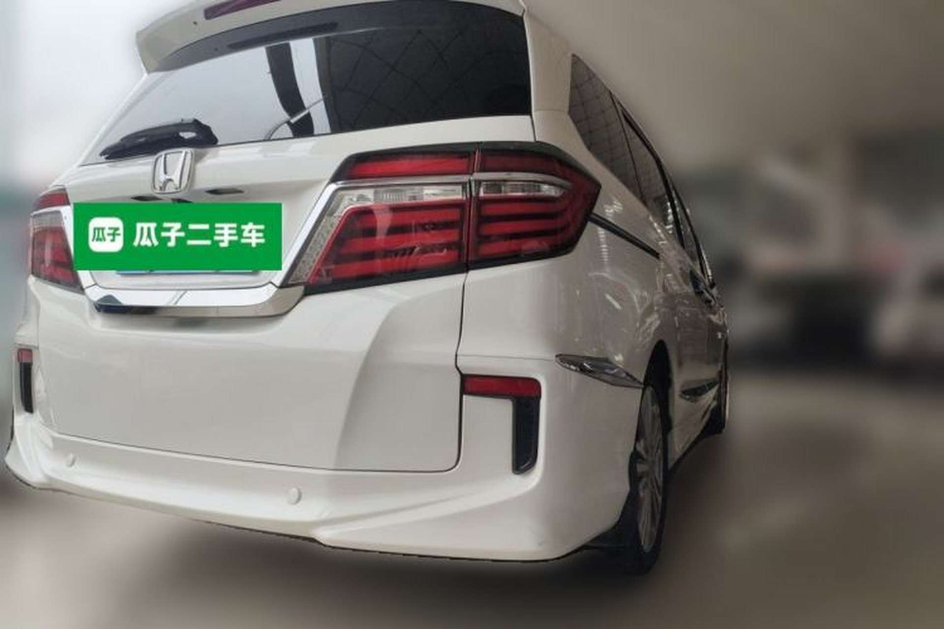 Used Honda Elysion 2016 2.4L Supreme Edition Rear Right 45 Deg