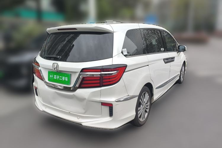 Used Honda Elysion 2016 2.4L Supreme Edition Rear Right 45 Deg