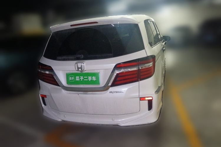 Used Honda Elysion 2016 2.4L Supreme Edition Rear Right 45 Deg