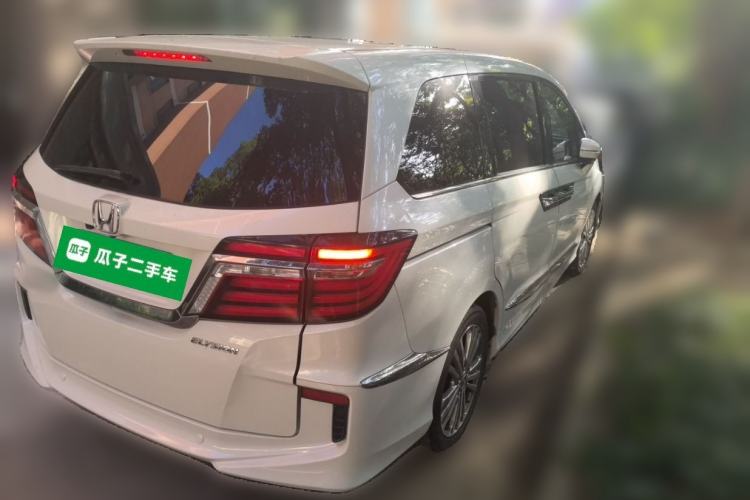 Used Honda Elysion 2016 2.4L Luxury Edition Rear Right 45 Deg