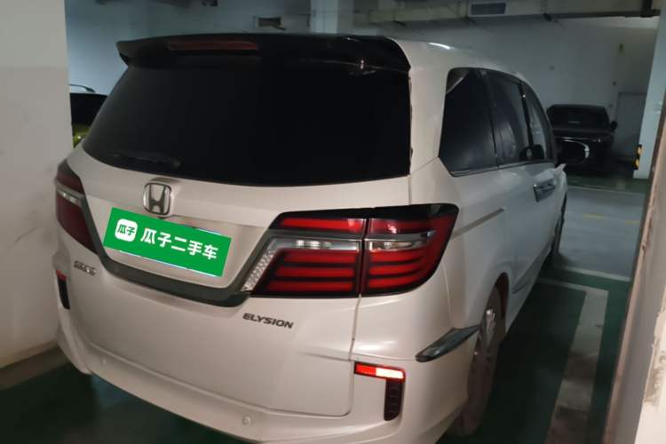Used Honda Elysion 2016 2.4L Supreme Edition Rear Right 45 Deg