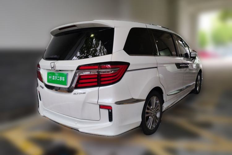 Used Honda Elysion 2016 2.4L Classic Edition Rear Right 45 Deg