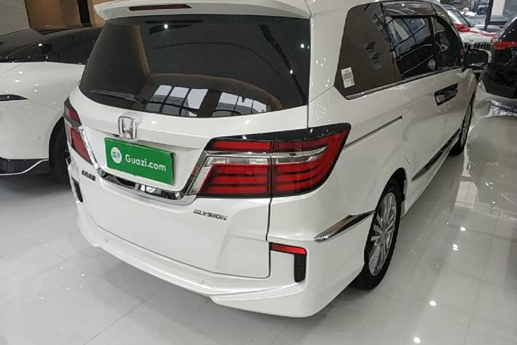 Used Honda Elysion 2016 2.4L Style Edition Rear Right 45 Deg