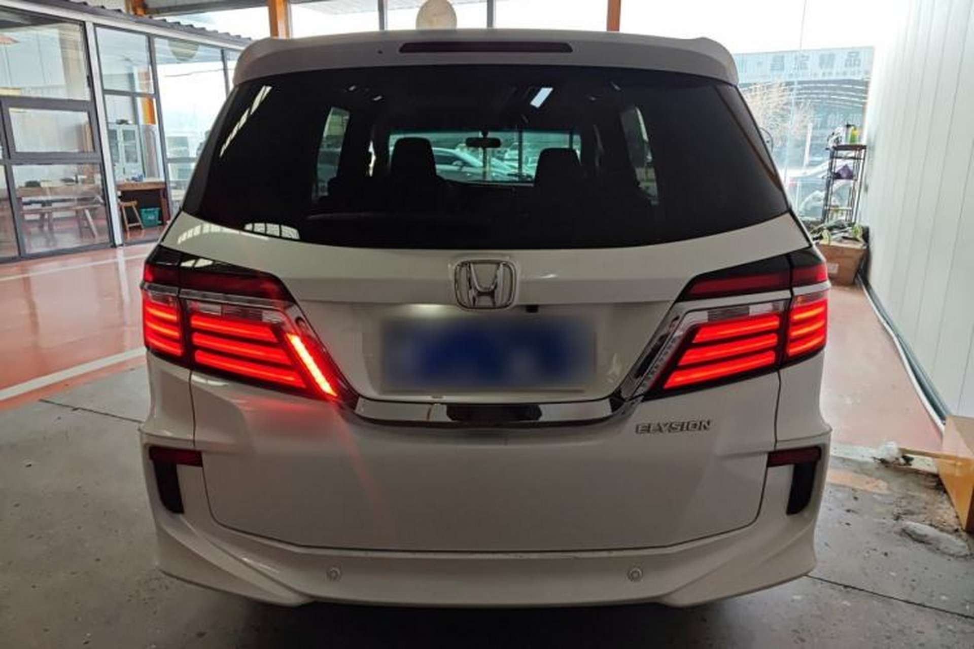 Used Honda Elysion 2016 2.4L Comfort Edition Rear
