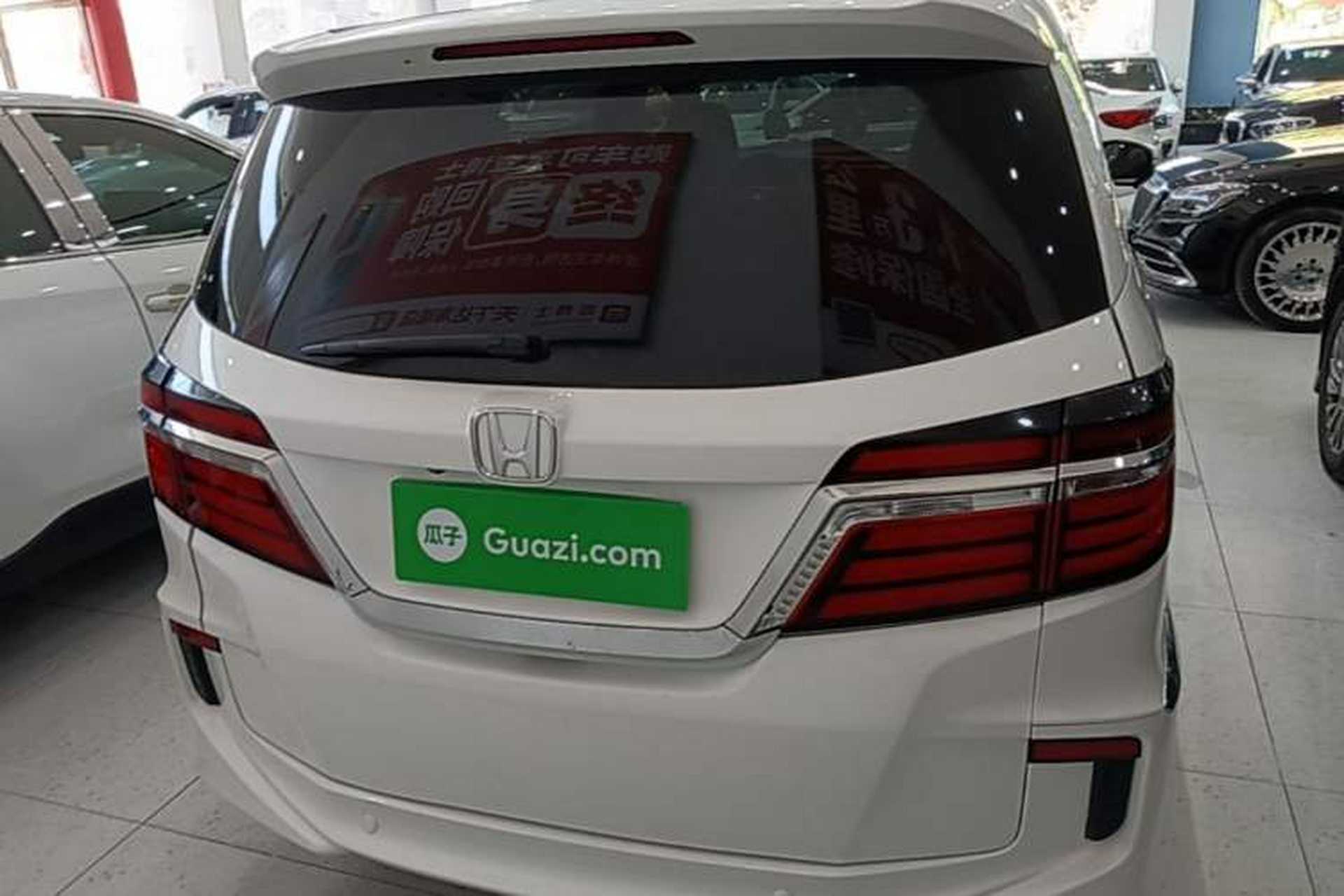 Used Honda Elysion 2016 2.4L Comfort Edition Rear