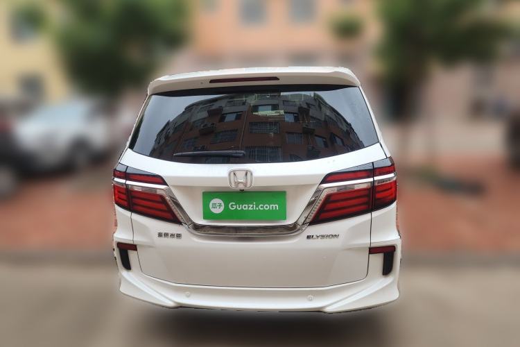 Used Honda Elysion 2016 2.4L Luxury Edition Rear