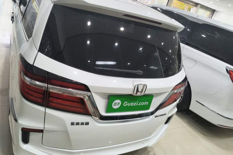 Used Honda Elysion 2016 2.4L Luxury Edition Rear