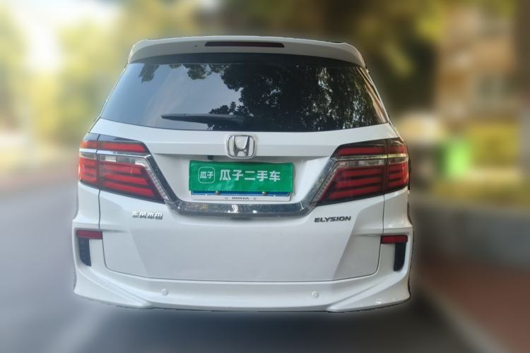 Used Honda Elysion 2016 2.4L Style Edition Rear