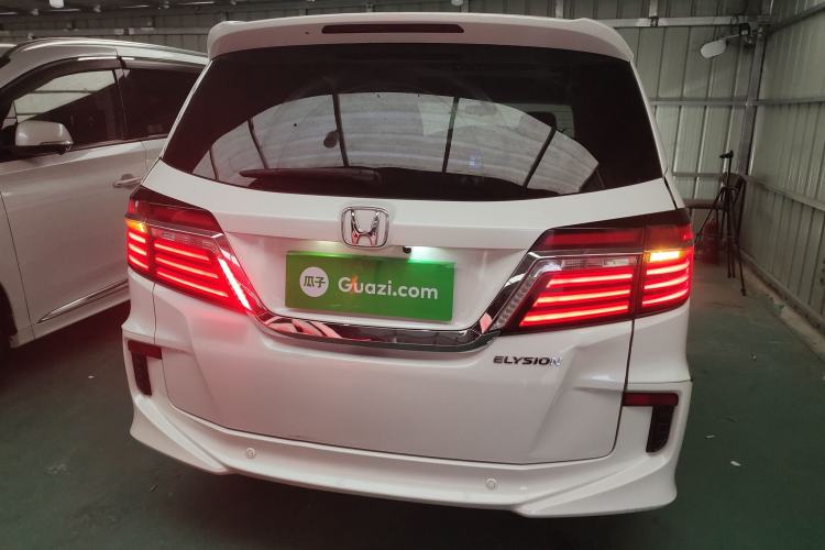 Used Honda Elysion 2016 2.4L Classic Edition Rear