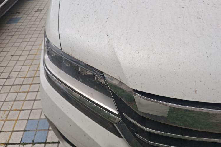 Used Honda Elysion 2016 2.4L Luxury Edition Right Front Headlight