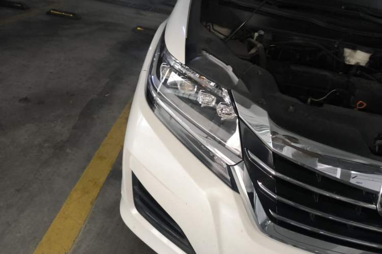 Used Honda Elysion 2016 2.4L Luxury Edition Right Front Headlight