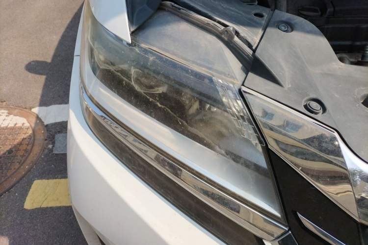 Used Honda Elysion 2016 2.4L Style Edition Right Front Headlight