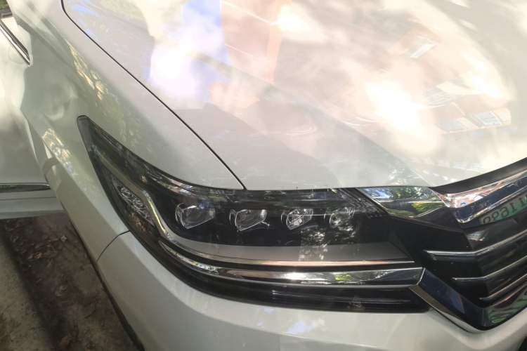 Used Honda Elysion 2016 2.4L Luxury Edition Right Front Headlight