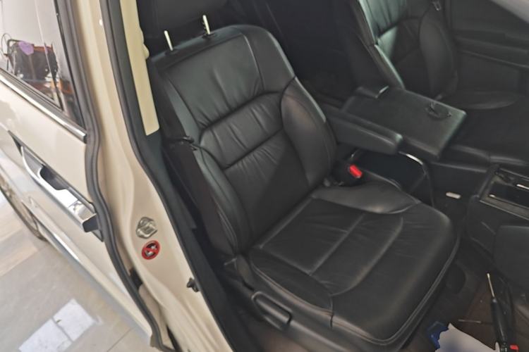 Used Honda Elysion 2016 2.4L Luxury Edition Right Front Seat
