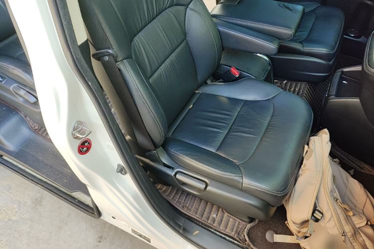 Used Honda Elysion 2016 2.4L Luxury Edition Right Front Seat