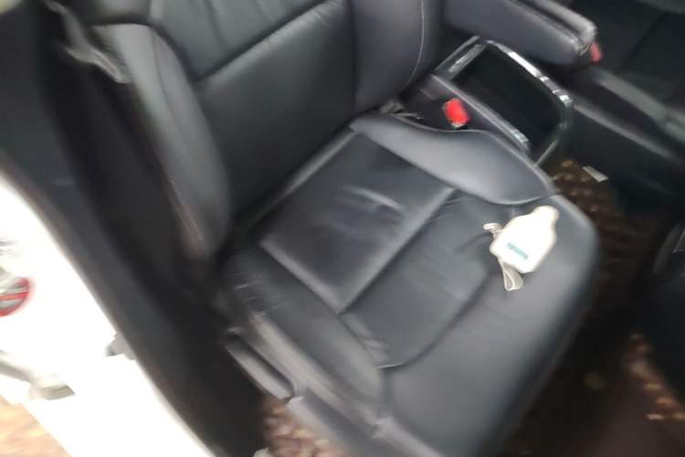 Used Honda Elysion 2016 2.4L Style Edition Right Front Seat