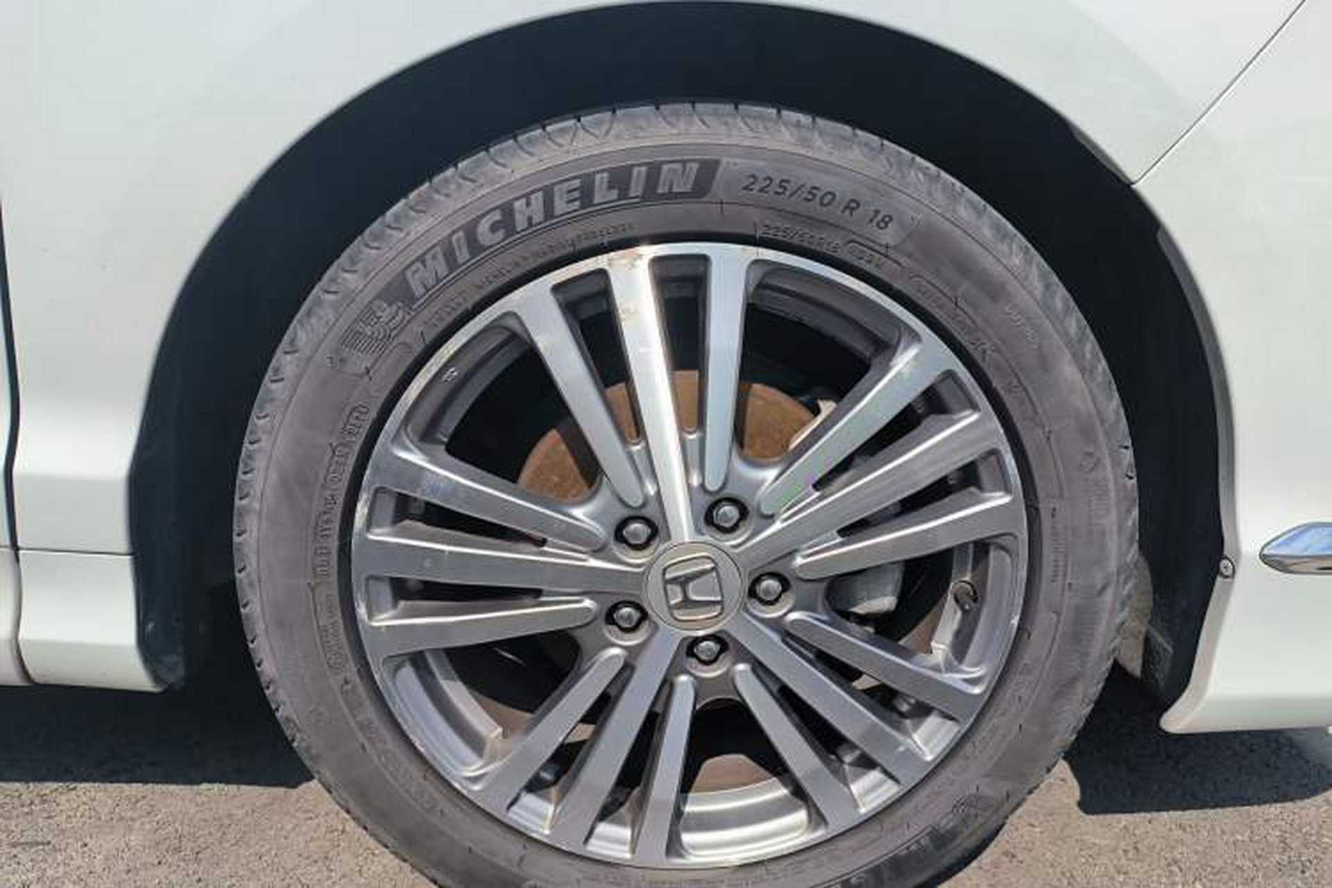 Used Honda Elysion 2016 2.4L Luxury Edition Right Front Wheel Hub