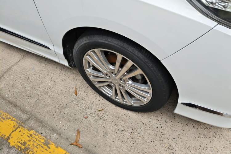 Used Honda Elysion 2016 2.4L Luxury Edition Right Front Wheel Hub