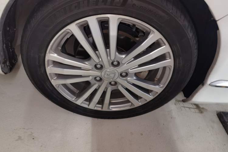 Used Honda Elysion 2016 2.4L Luxury Edition Right Front Wheel Hub