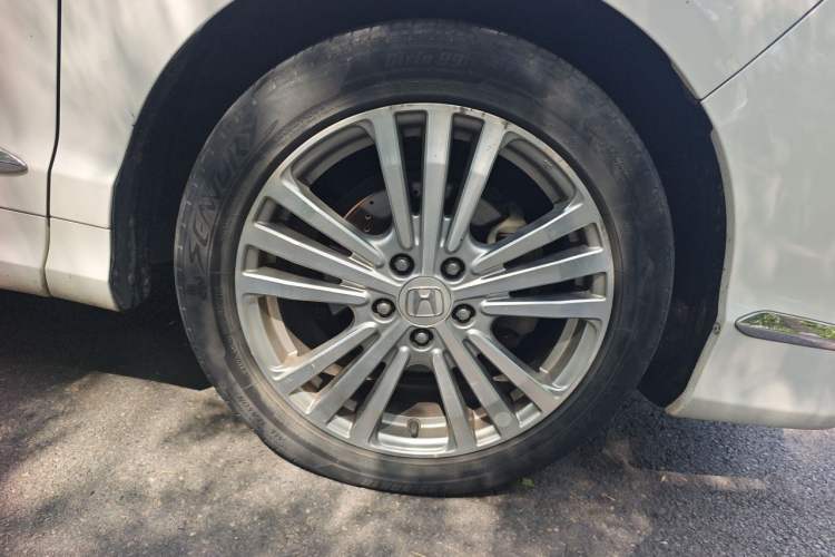 Used Honda Elysion 2016 2.4L Supreme Edition Right Front Wheel Hub