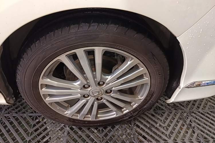 Used Honda Elysion 2016 2.4L Classic Edition Right Front Wheel Hub