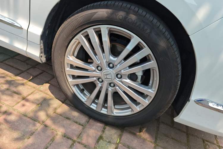 Used Honda Elysion 2016 2.4L Supreme Edition Right Front Wheel Hub