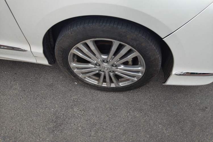 Used Honda Elysion 2016 2.4L Style Edition Right Front Wheel Hub