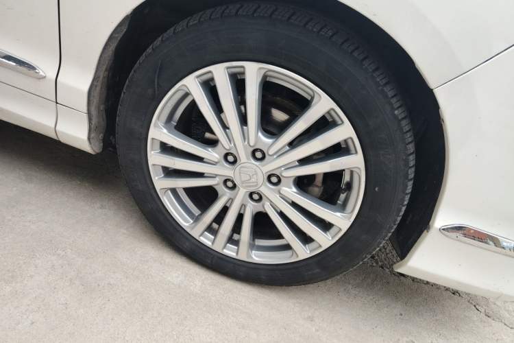 Used Honda Elysion 2016 2.4L Luxury Edition Right Front Wheel Hub