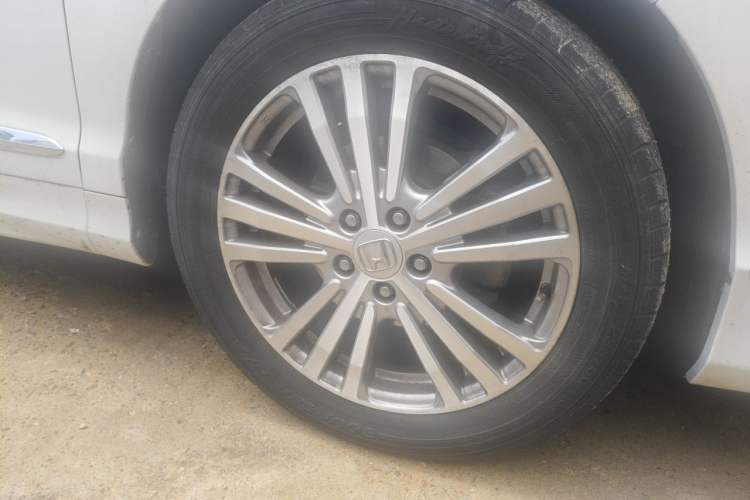 Used Honda Elysion 2016 2.4L Luxury Edition Right Front Wheel Hub