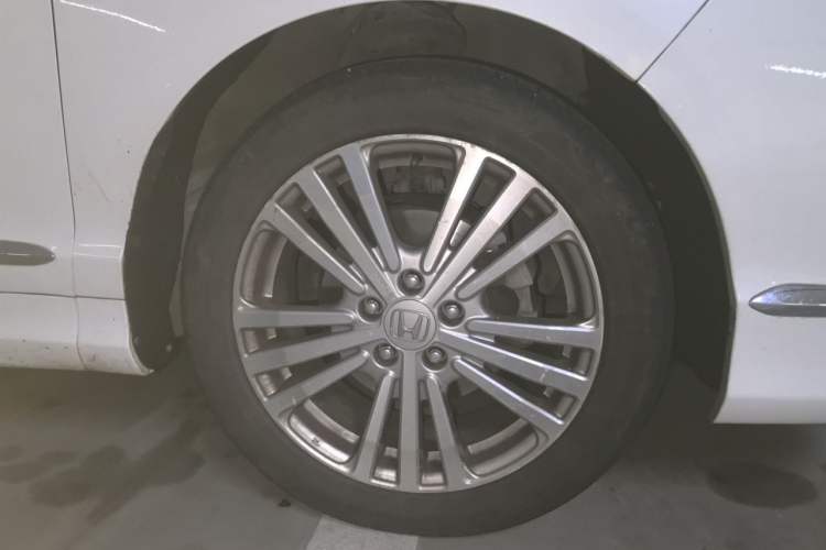 Used Honda Elysion 2016 2.4L Luxury Edition Right Front Wheel Hub