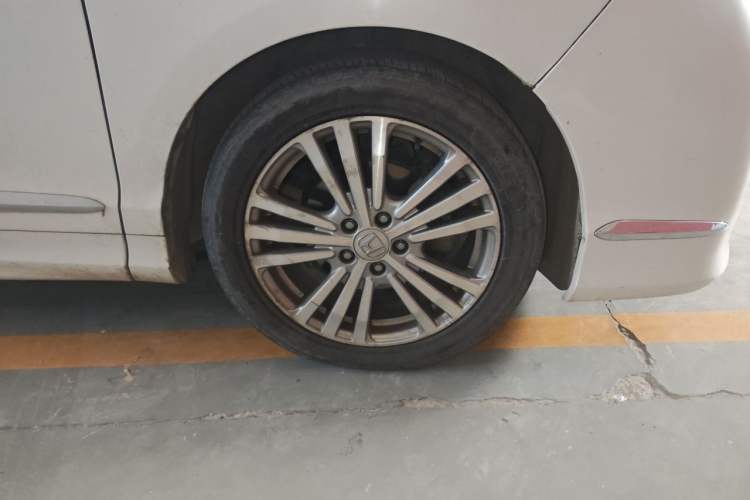 Used Honda Elysion 2016 2.4L Classic Edition Right Front Wheel Hub