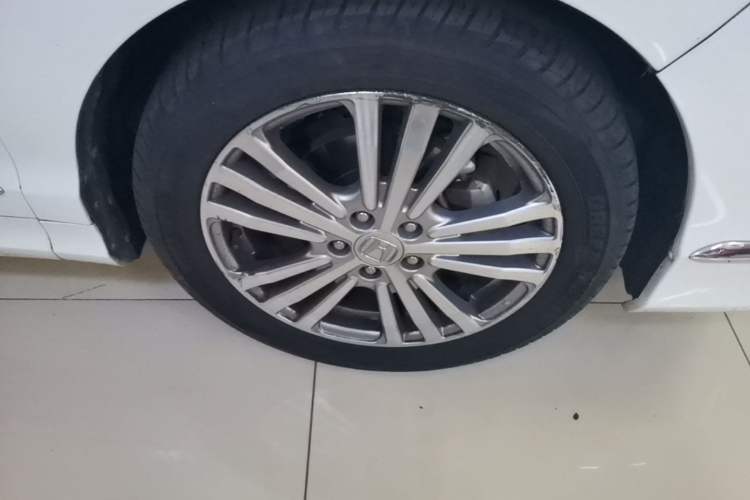 Used Honda Elysion 2016 2.4L Luxury Edition Right Front Wheel Hub