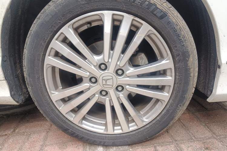 Used Honda Elysion 2016 2.4L Luxury Edition Right Front Wheel Hub
